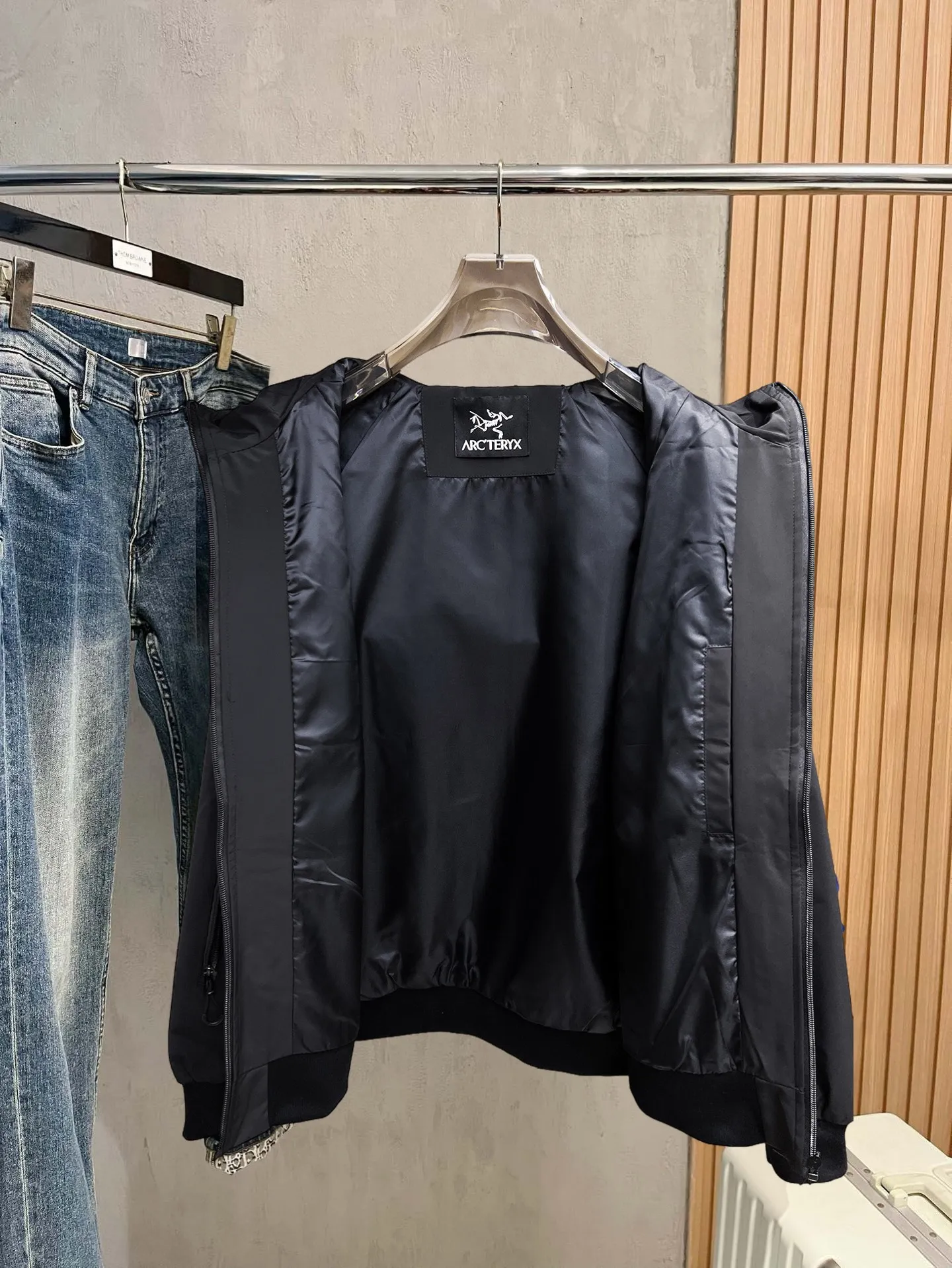 Same Style， ， 2026 New Arrival ，Original Premium Breathable ， ， ， Quality。 ， Sizes：M～3XL，